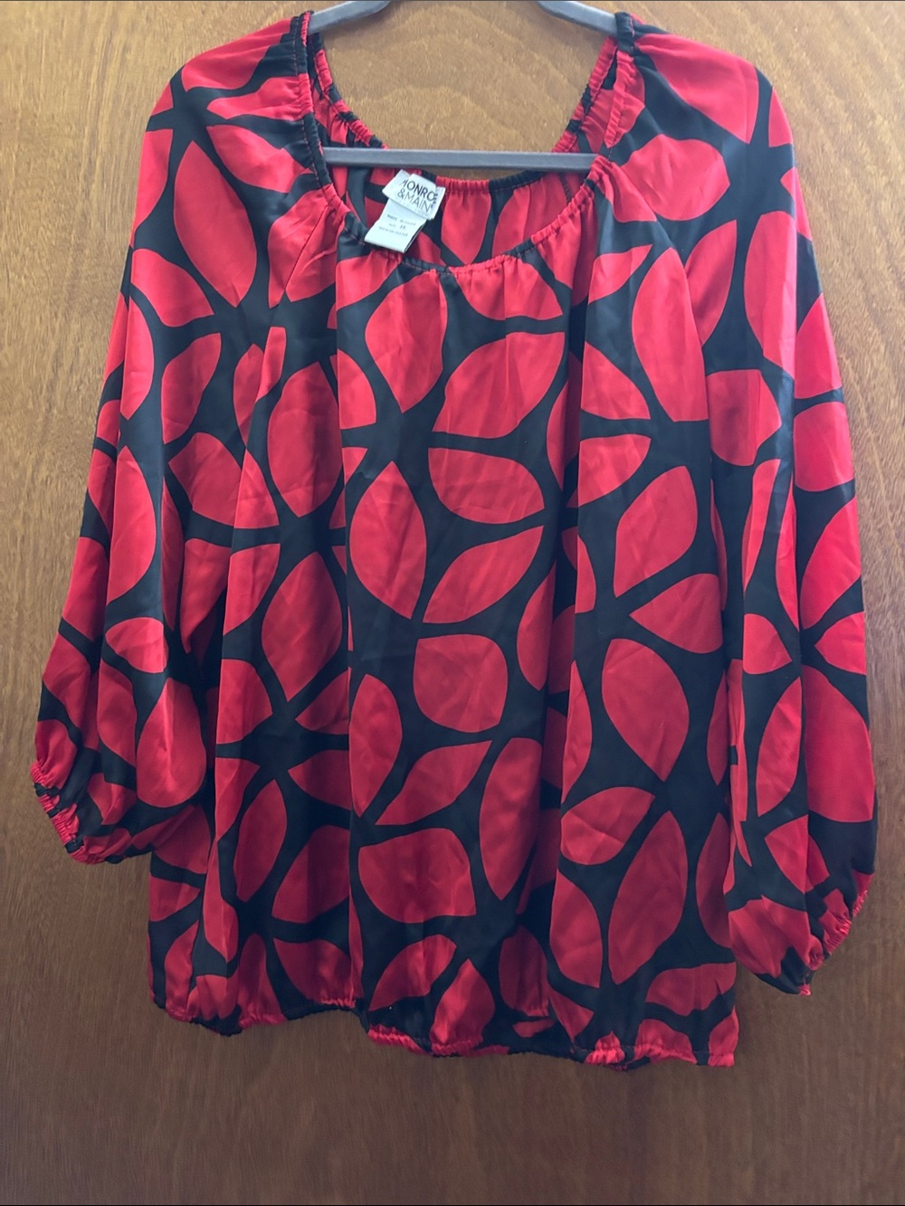Red and Black Abstract Leaf Tunic